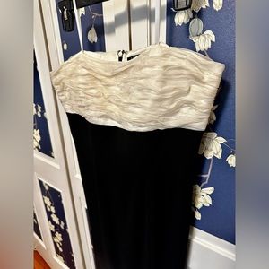 Lauren Ralph Lauren black and white strapless cocktail dress. Size 10.